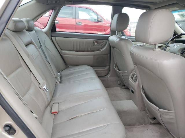 2004 Toyota Avalon XL