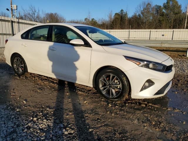 2023 KIA Forte LX