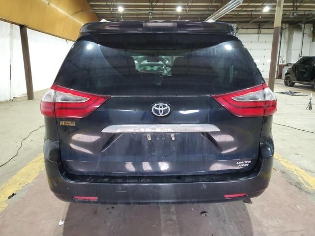 2017 Toyota Sienna XLE