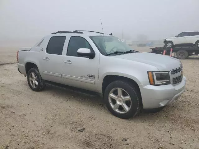 2013 Chevrolet Avalanche LT