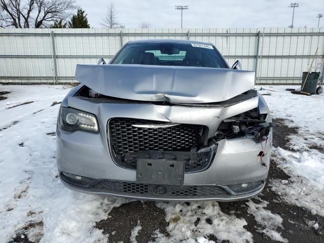 2018 Chrysler 300 S