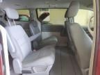 2010 Chrysler Town & Country LX