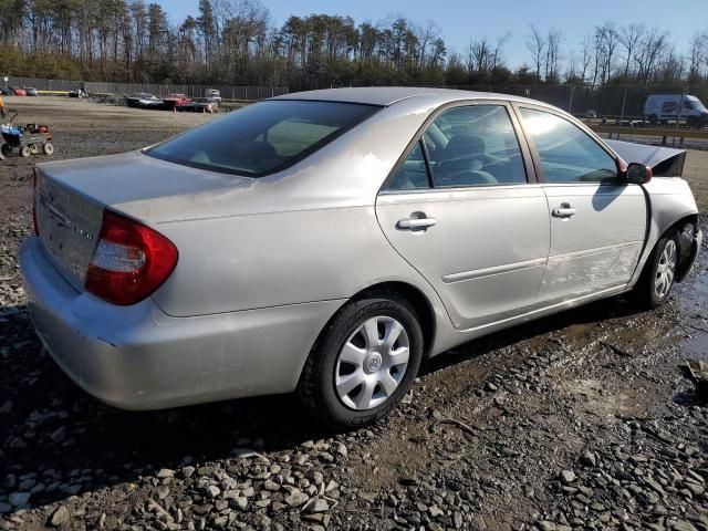 2004 Toyota Camry LE