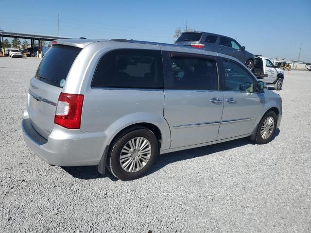 2012 Chrysler Town & Country Limited