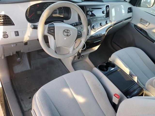 2012 Toyota Sienna LE