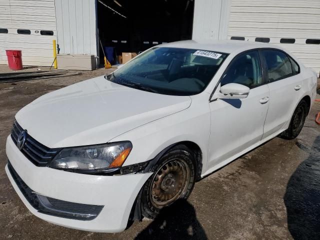 2014 Volkswagen Passat S