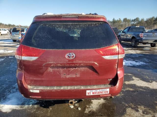 2011 Toyota Sienna LE