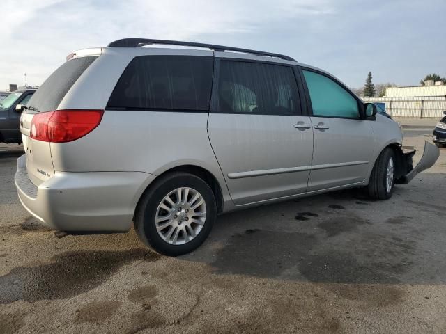 2009 Toyota Sienna CE