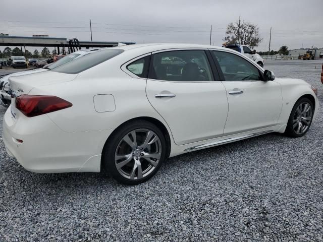 2016 Infiniti Q70 3.7