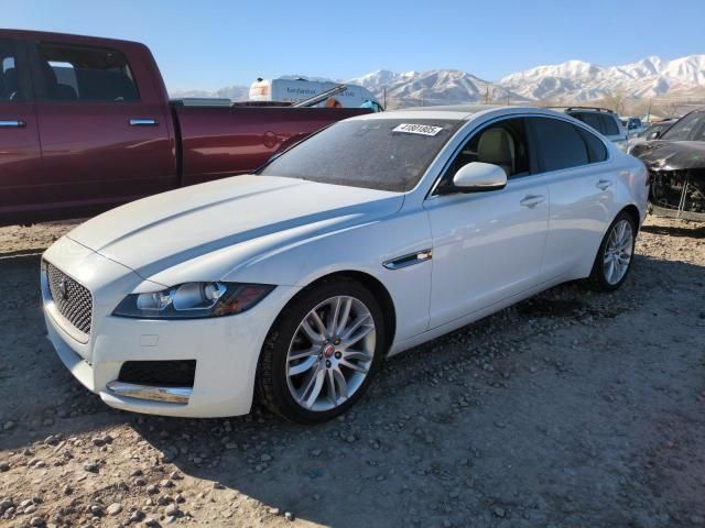 2016 Jaguar XF Prestige