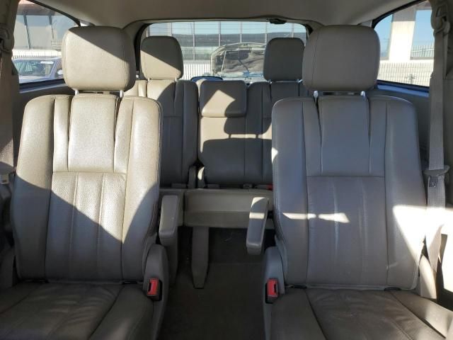 2012 Chrysler Town & Country Touring