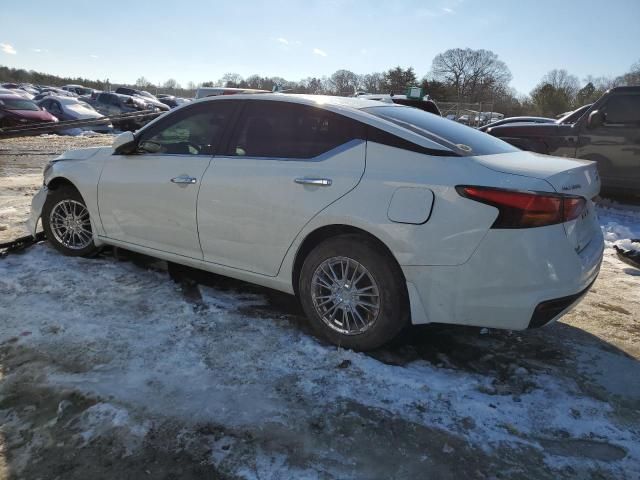 2019 Nissan Altima S