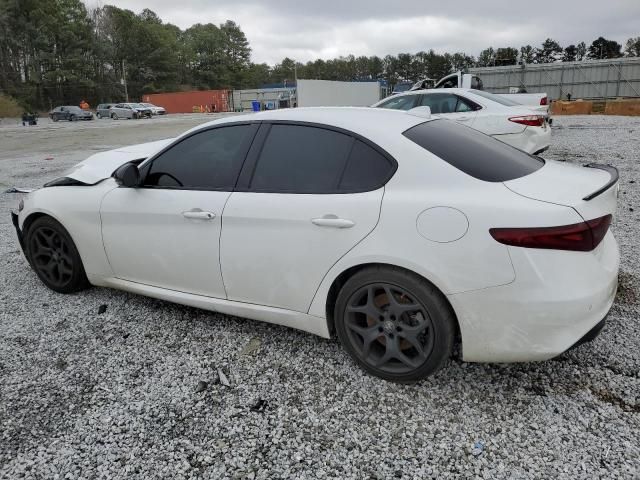 2021 Alfa Romeo Giulia Sport