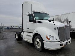 Salvage cars for sale from Copart Pasco, WA: 2014 Kenworth Construction T680