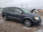 2014 Chrysler Town & Country Touring L