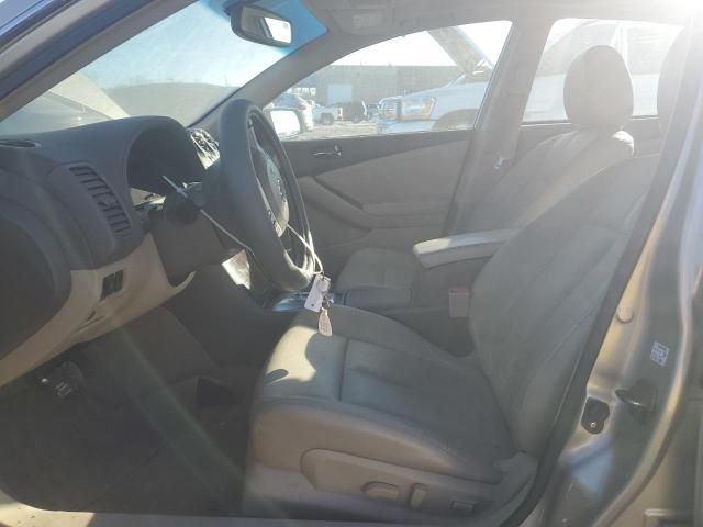 2010 Nissan Altima Base