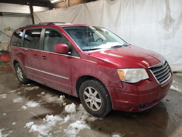 2010 Chrysler Town & Country Touring Plus