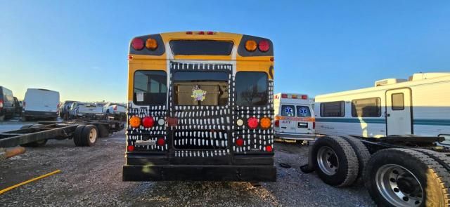 2007 Ford Econoline E450 Super Duty Cutaway Van