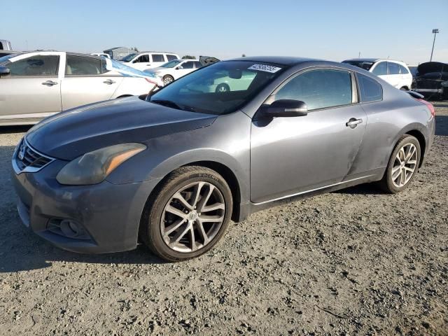 2010 Nissan Altima SR