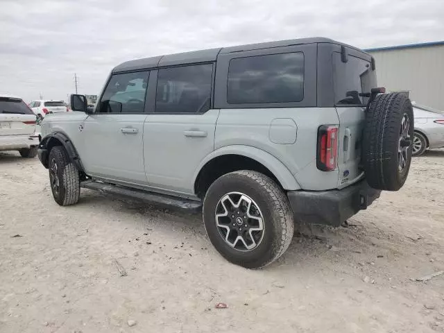 2024 Ford Bronco Outer Banks