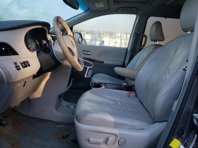 2012 Toyota Sienna XLE