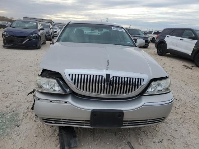 2006 Lincoln Town Car Signature