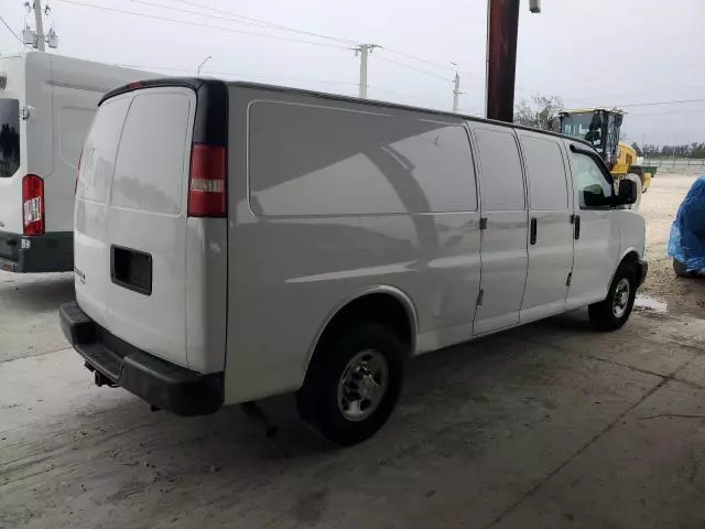 2013 Chevrolet Express G2500