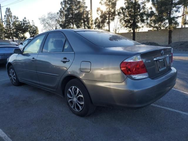 2005 Toyota Camry LE