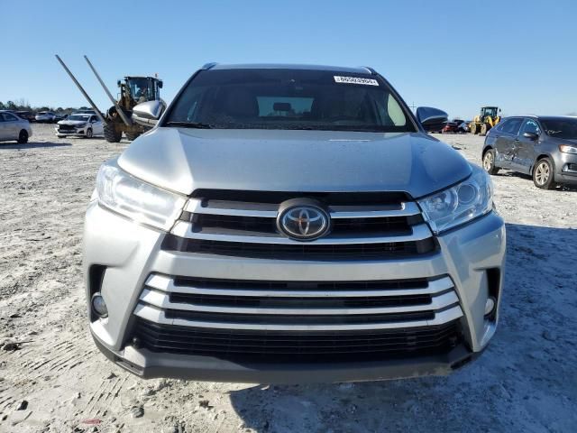 2018 Toyota Highlander SE