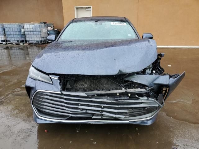 2019 Toyota Avalon XLE