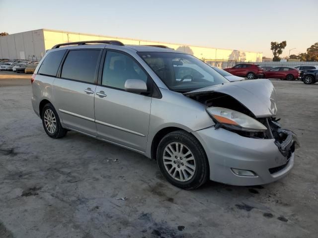 2008 Toyota Sienna XLE