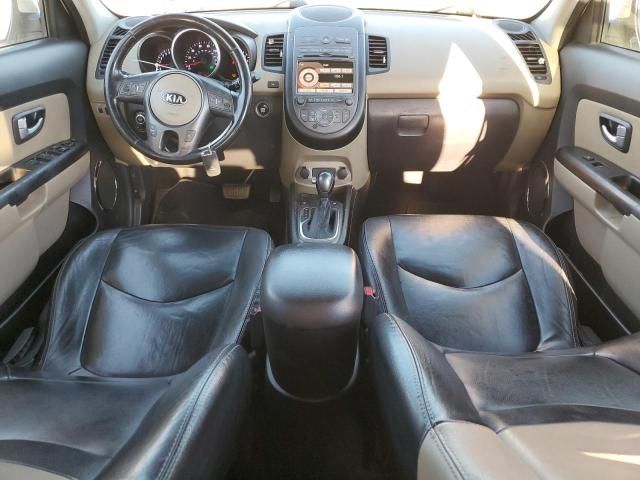 2013 KIA Soul +