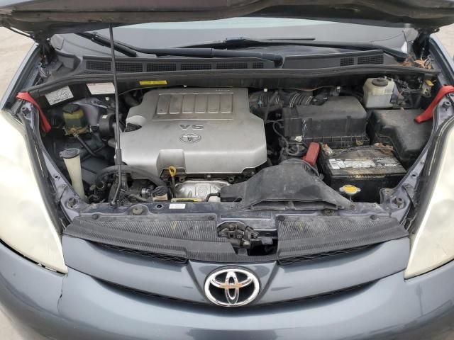 2007 Toyota Sienna XLE