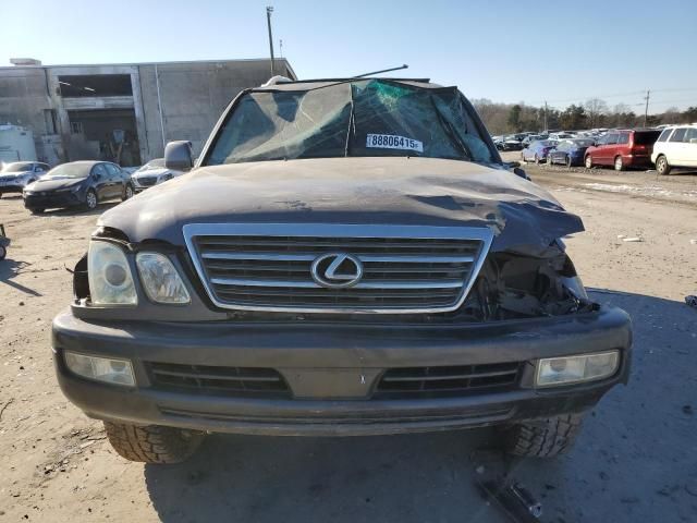 2004 Lexus LX 470