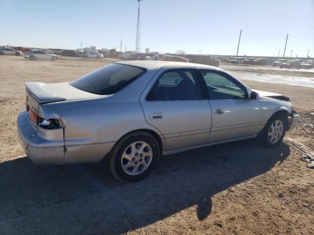 2000 Toyota Camry LE