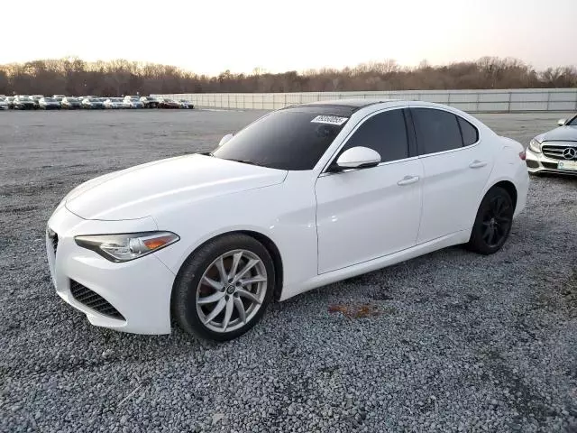 2017 Alfa Romeo Giulia Q4