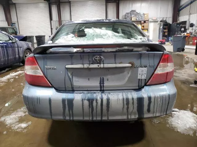 2004 Toyota Camry LE