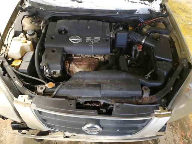 2003 Nissan Altima Base