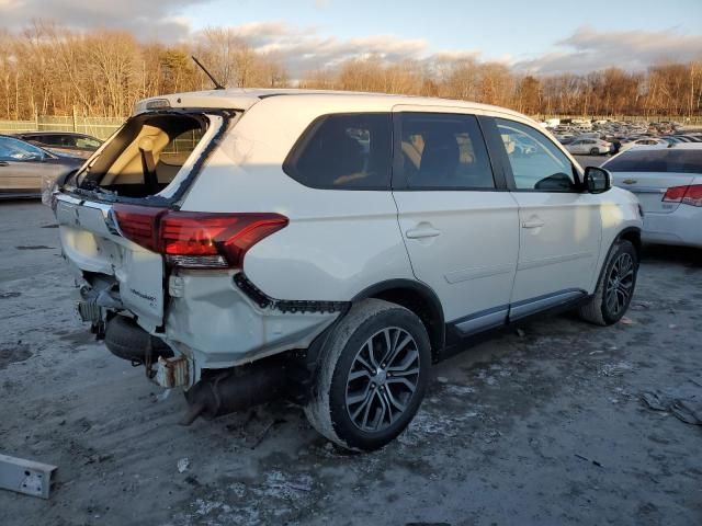 2016 Mitsubishi Outlander SE