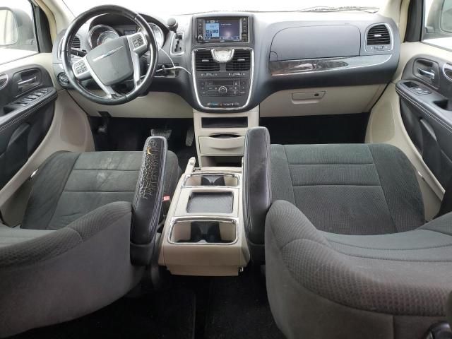 2012 Chrysler Town & Country Touring