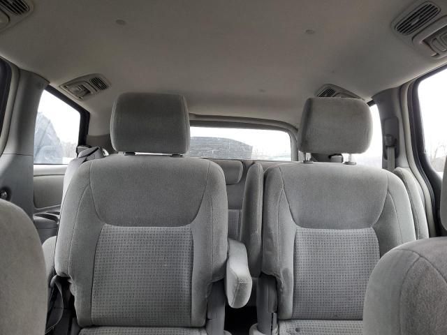 2006 Toyota Sienna CE