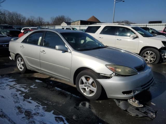 2004 Toyota Camry LE