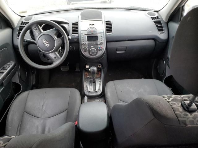 2010 KIA Soul +