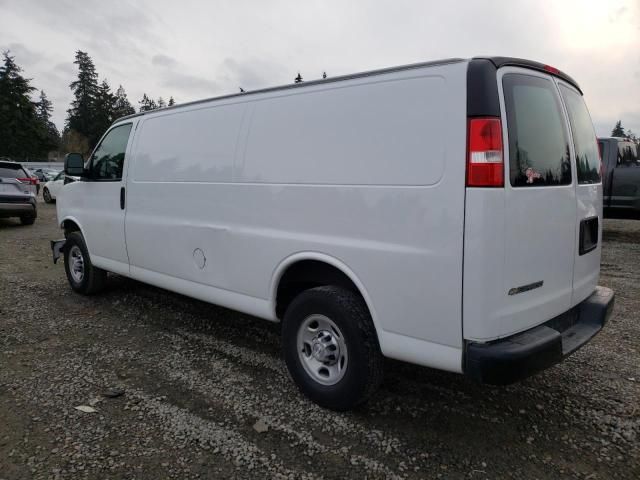 2017 Chevrolet Express G2500