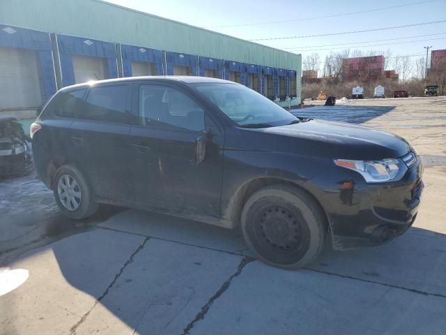 2014 Mitsubishi Outlander ES