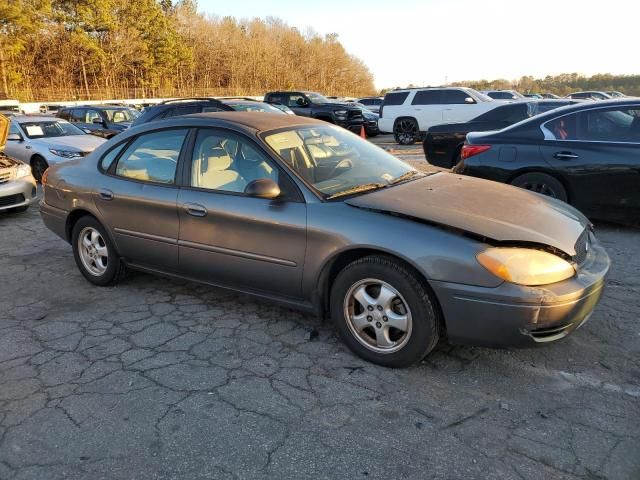 2005 Ford Taurus SE