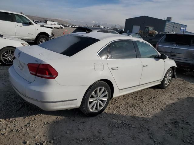 2012 Volkswagen Passat SEL