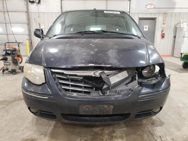 2007 Chrysler Town & Country Limited