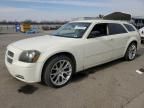 2005 Dodge Magnum SE