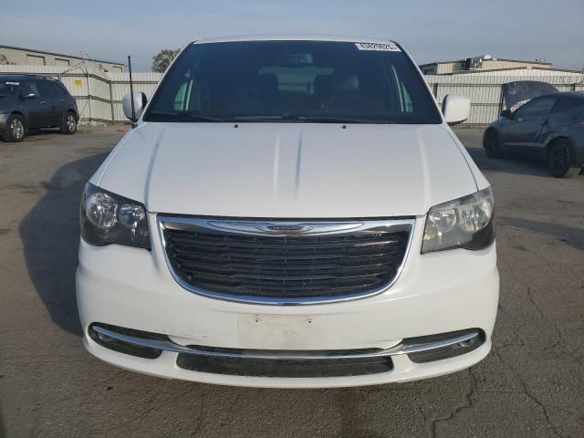 2014 Chrysler Town & Country S